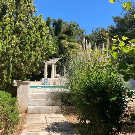 Encore Un Soir بيت للعطل