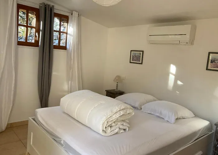 Encore Un Soir 펜션 히에레