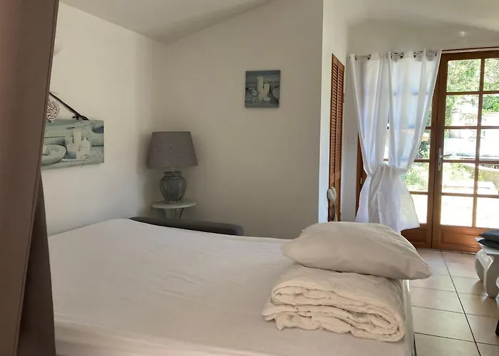 Encore Un Soir 펜션 *